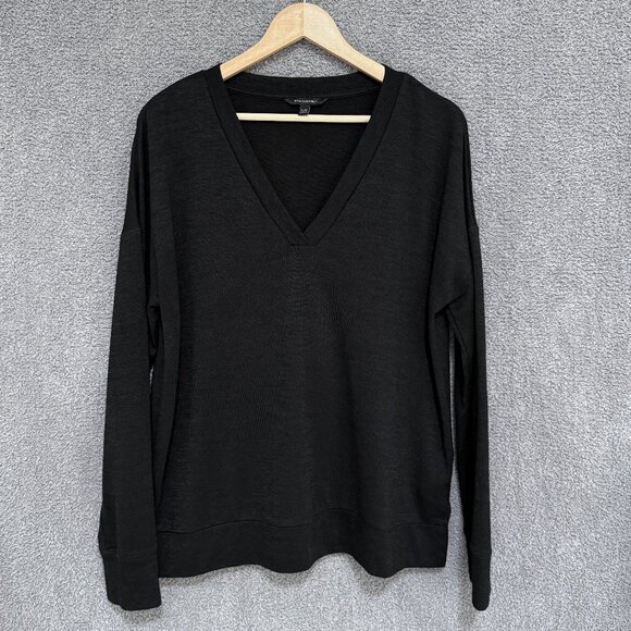 Banana Republic Relaxed Fit Luxespun Boxy V-Neck Top - Picture 4 of 11
